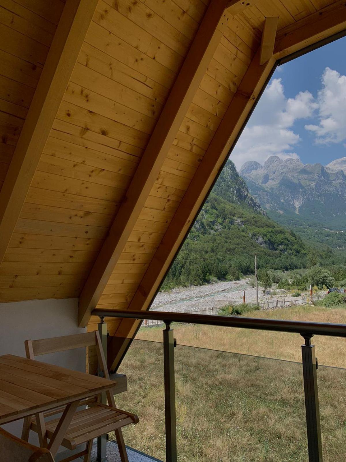Serenity Guesthouse Теті Екстер'єр фото