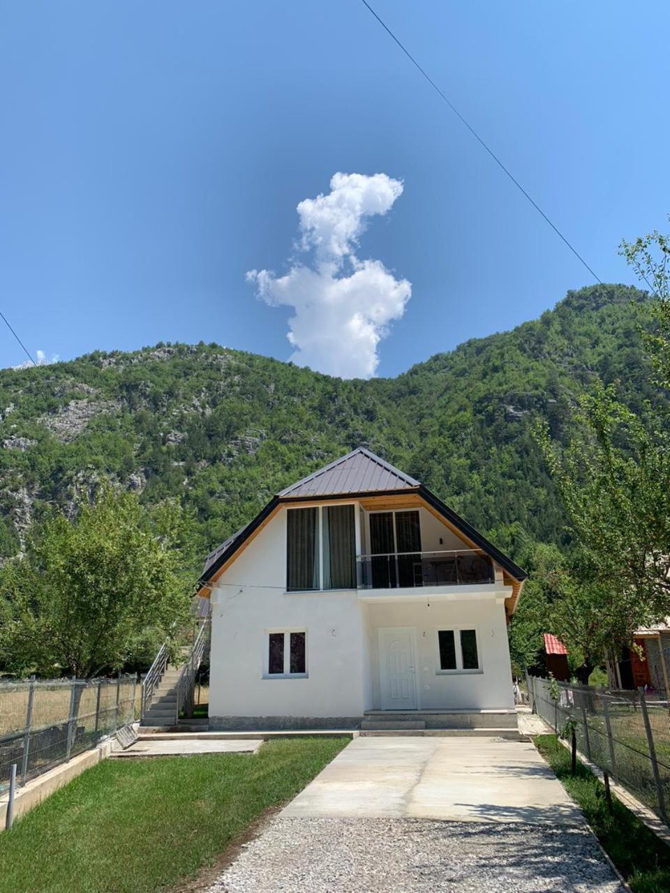 Serenity Guesthouse Теті Екстер'єр фото