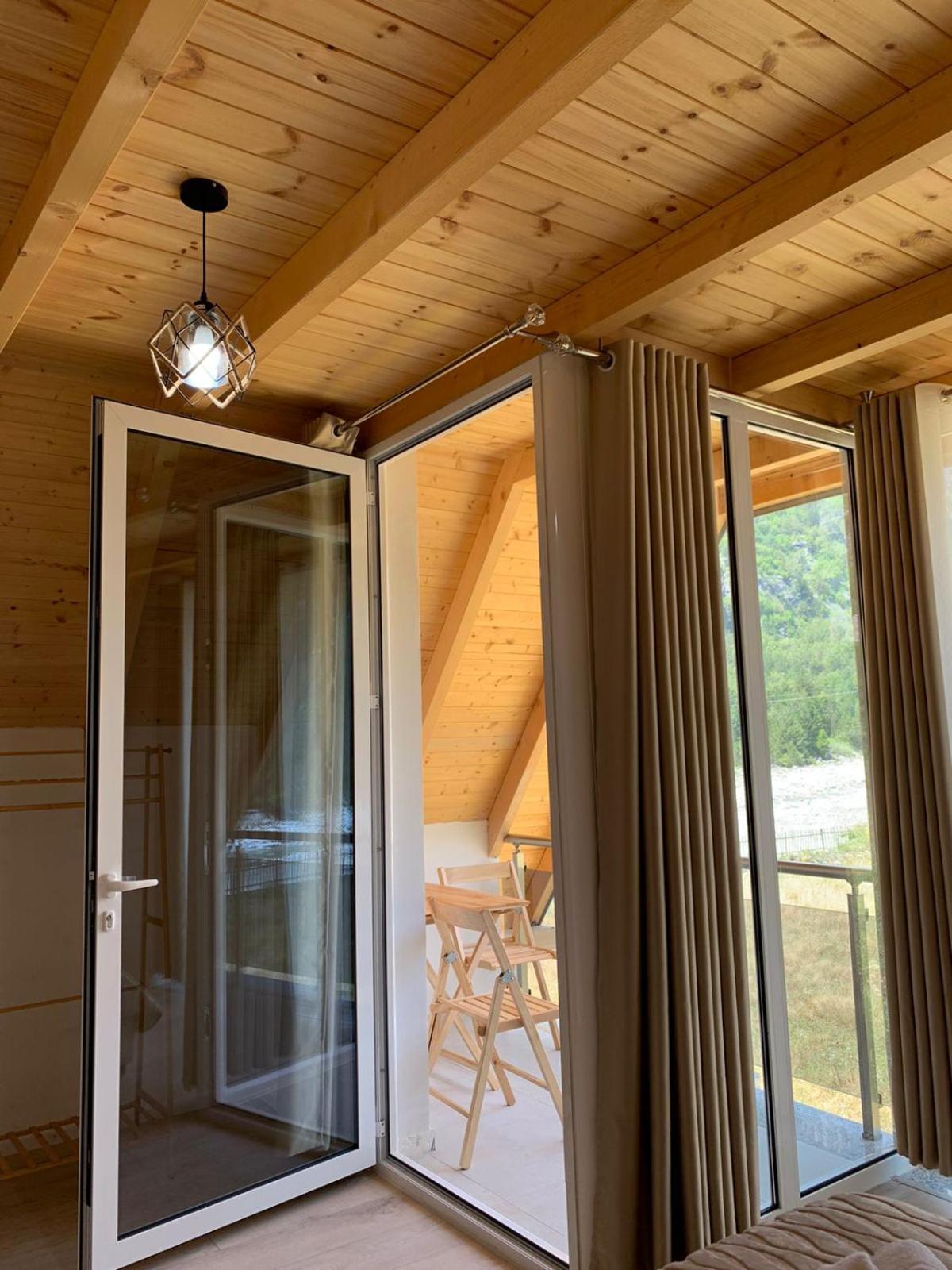 Serenity Guesthouse Теті Екстер'єр фото